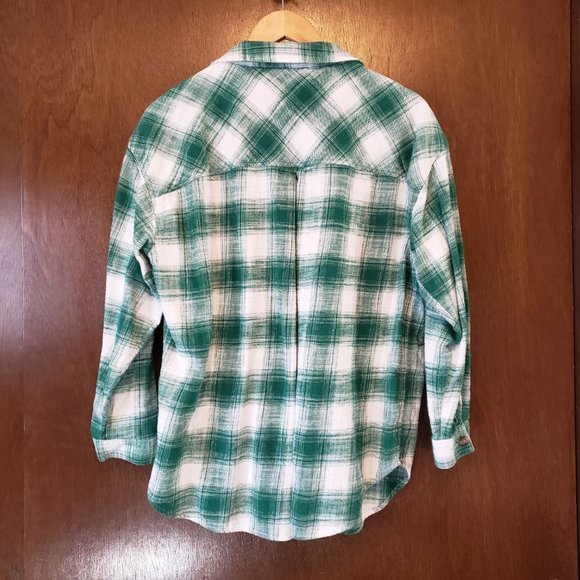 Maurices Green & White Flannel - Picture 5 of 5